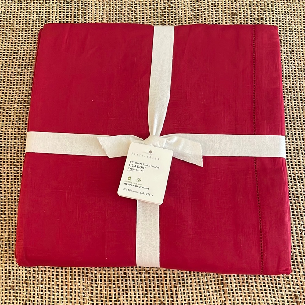 Pottery Barn Belgian Flax Linen Classic Tablecloth, NWOT